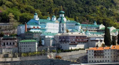 Православным россиянам не дают визы на Афон