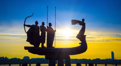 В Украине изменили стандарты фото на документы