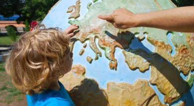 Изменились правила выезда украинских детей за рубеж